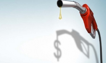 Martinelli congela los precios actuales del combustible