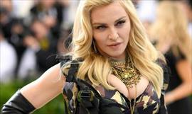 Hija de Madonna se uni a la tendencia de los vellos en las axilas